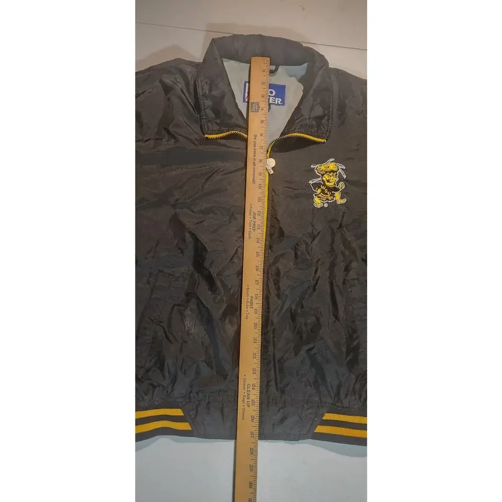 Vtg Wichita Shockers Pro Player Jacket Size Medium WSU Light Coat